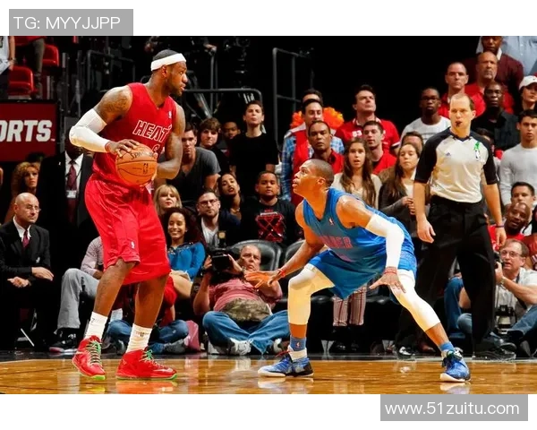 2011年圣诞大战回顾魔术与雷霆的激烈对决与精彩瞬间 2011年圣诞大战回顾魔术与雷霆的激烈对决与精彩瞬间