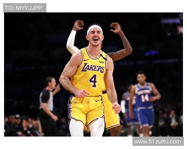 亚历克斯卡鲁索的篮球之路与职业生涯的辉煌成就探讨 亚历克斯卡鲁索的篮球之路与职业生涯的辉煌成就探讨