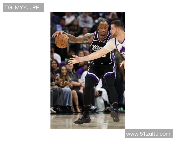 德马尔德罗赞的篮球之路与成就解析:从新秀到全明星的蜕变历程 德马尔德罗赞的篮球之路与成就解析:从新秀到全明星的蜕变历程